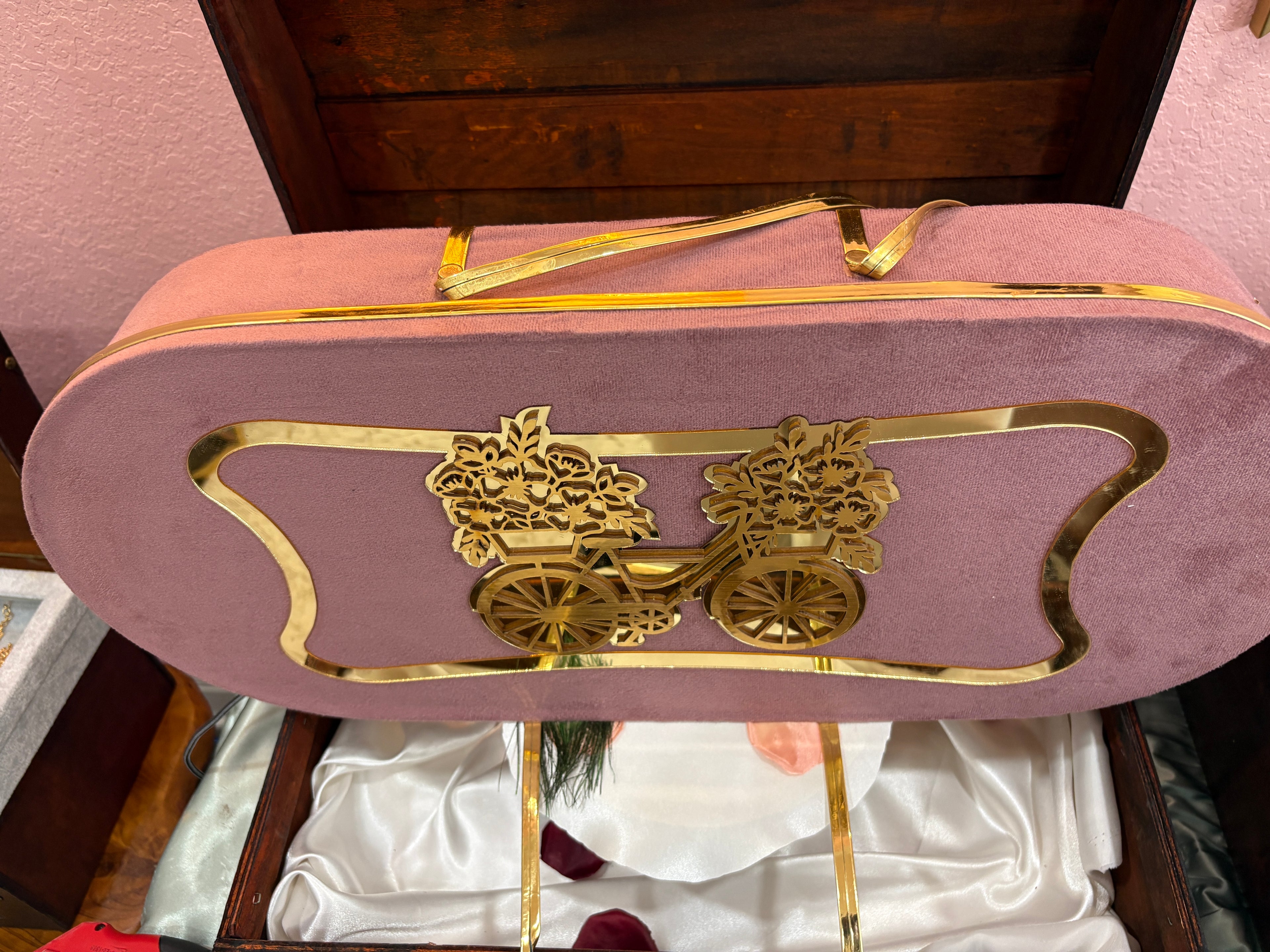 Blush Pink Velvet Gift Trunk Set | 6 Premium  Floral Gold Tin Canisters — Luxury Return Gift