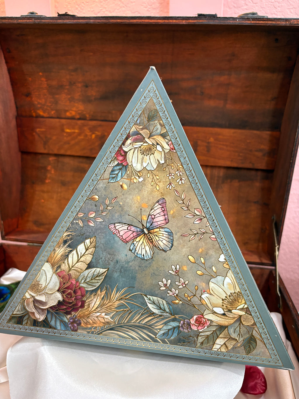 Butterfly Garden Luxury Gift Box