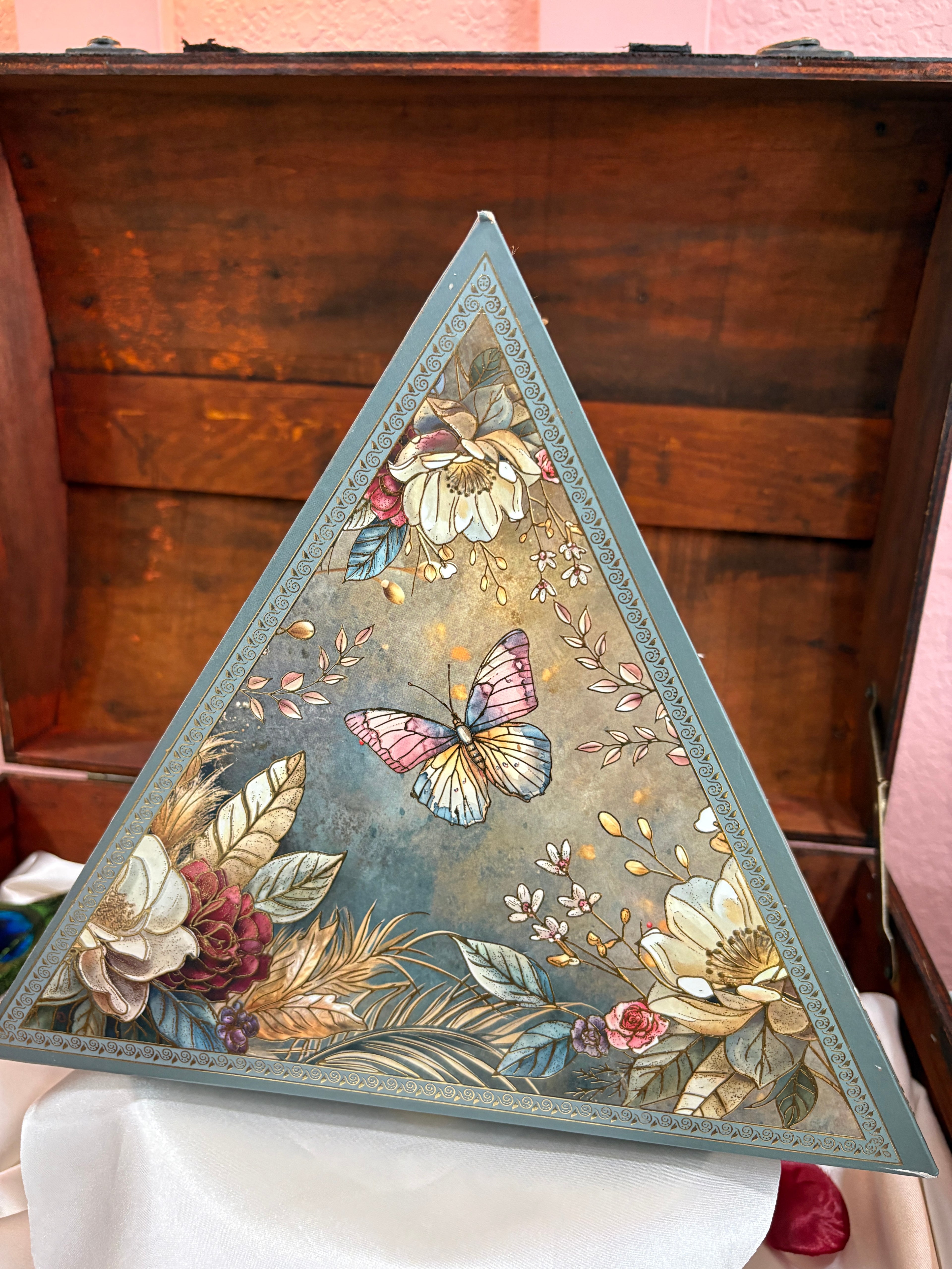Butterfly Garden Luxury Gift Box