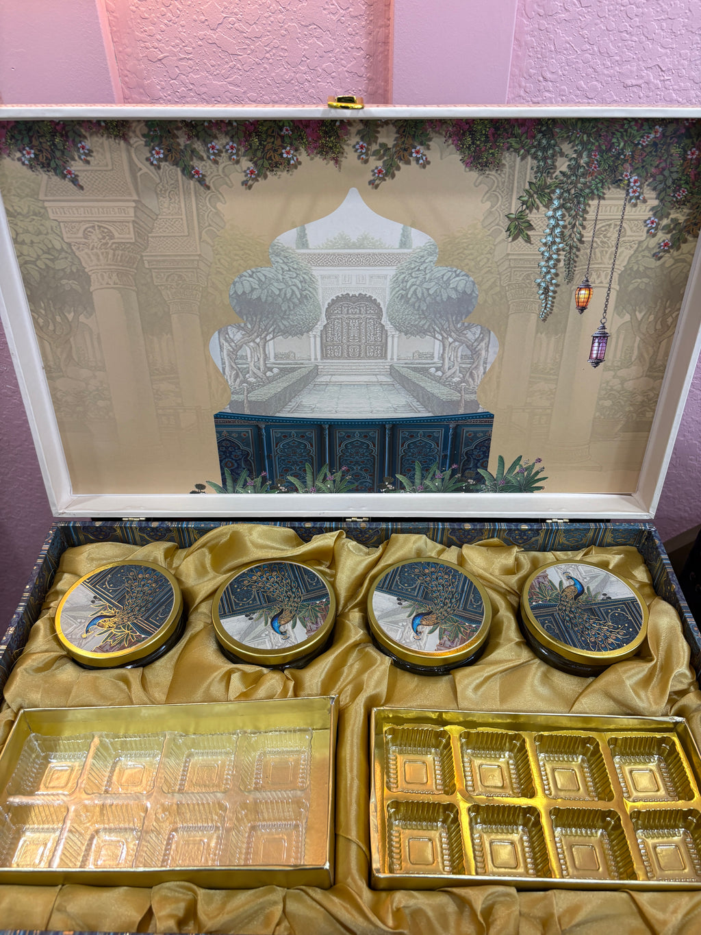 Royal Peacock Grand Gift Box