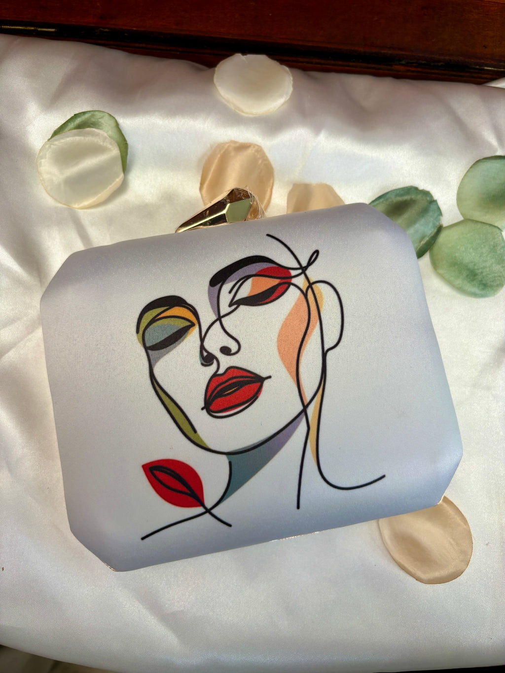 Abstract Line Art Face Clutch Bag | Modern Pastel Design – GV-RG-S-BG-003