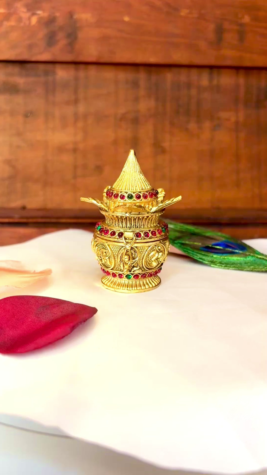 Purna Kalasha Kumkum Box | Sacred Pot Deity Panels Gold Ruby Emerald Sindoor Box – GV-RG-S-K-103